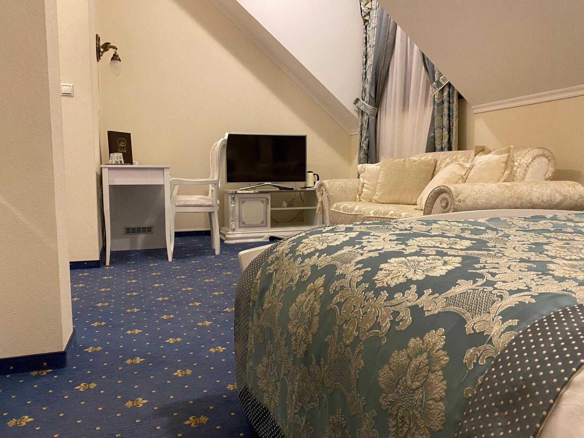 Hotel Viliam Frano 니트라 외부 사진
