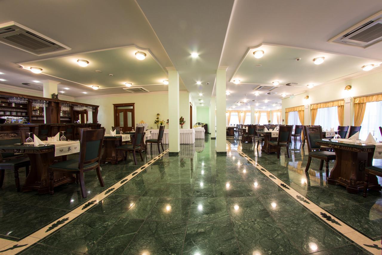 Hotel Viliam Frano 니트라 외부 사진